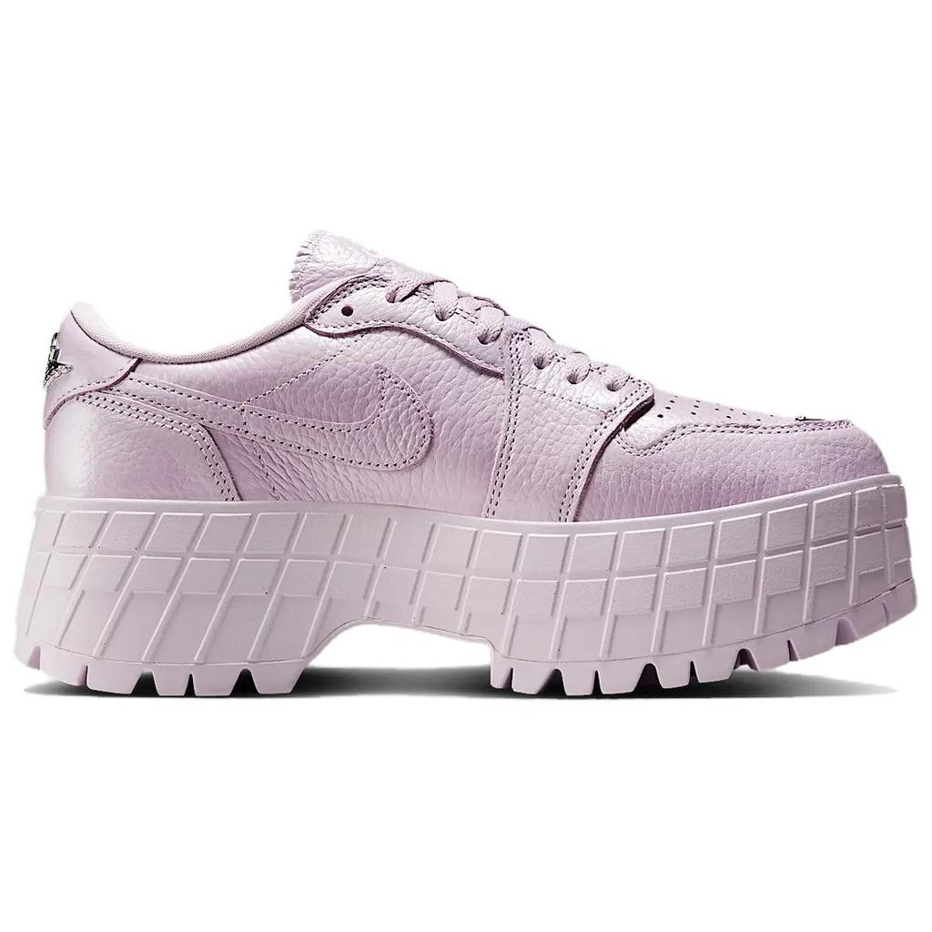 Кроссовки женские Air Jordan 1 Low Brooklyn Doll фиолетовые металлик-серебристые HF3184-500