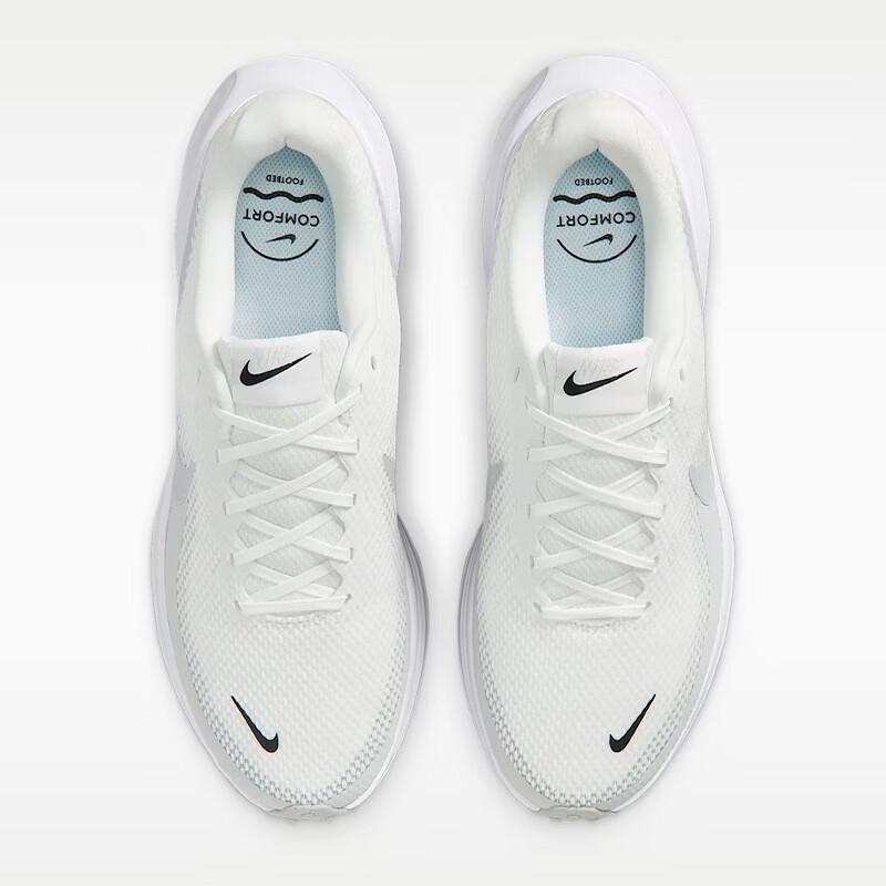 Nike Мужские беговые кроссовки Revolution 8