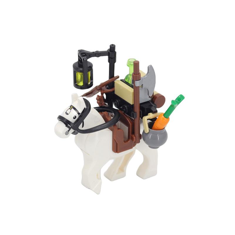 MOC Средневековая городская сцена Строительные блоки Доска объявлений Таверна Камин Костер Судейское место Вид улицы Кирпичная игрушка