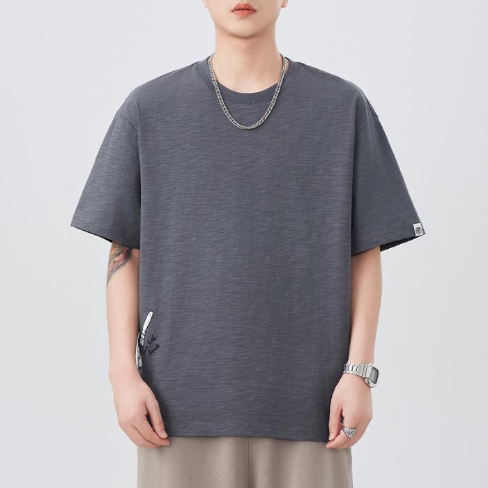 Летняя вышитая футболка с коротким рукавом для мужчин Свободная футболка с круглым вырезом и рукавом до локтя Универсальный отдых Простой