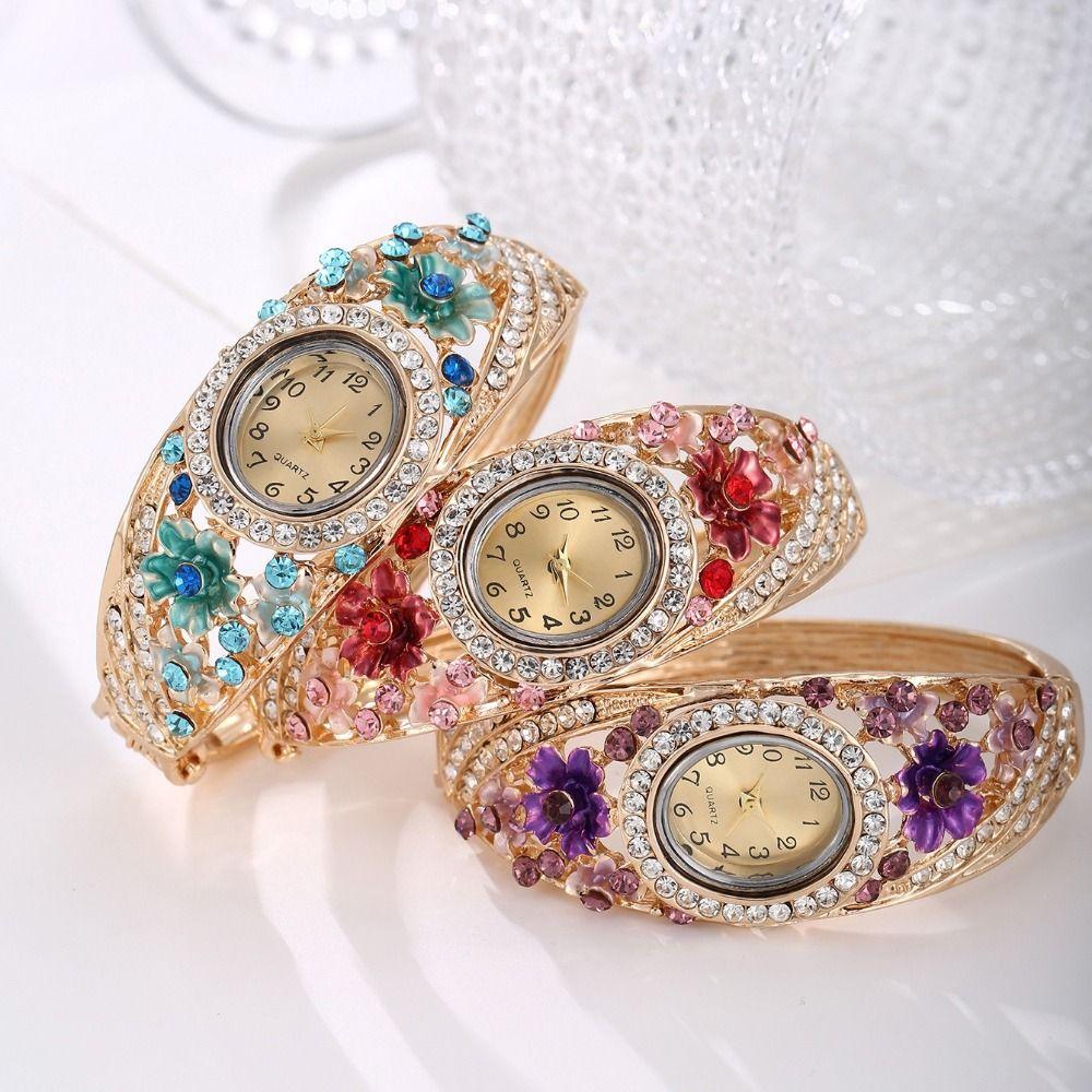 Quartz Movement Rhinestone Dress Watch Round Dial Quartz Bracelet Wristwatch Daily Use