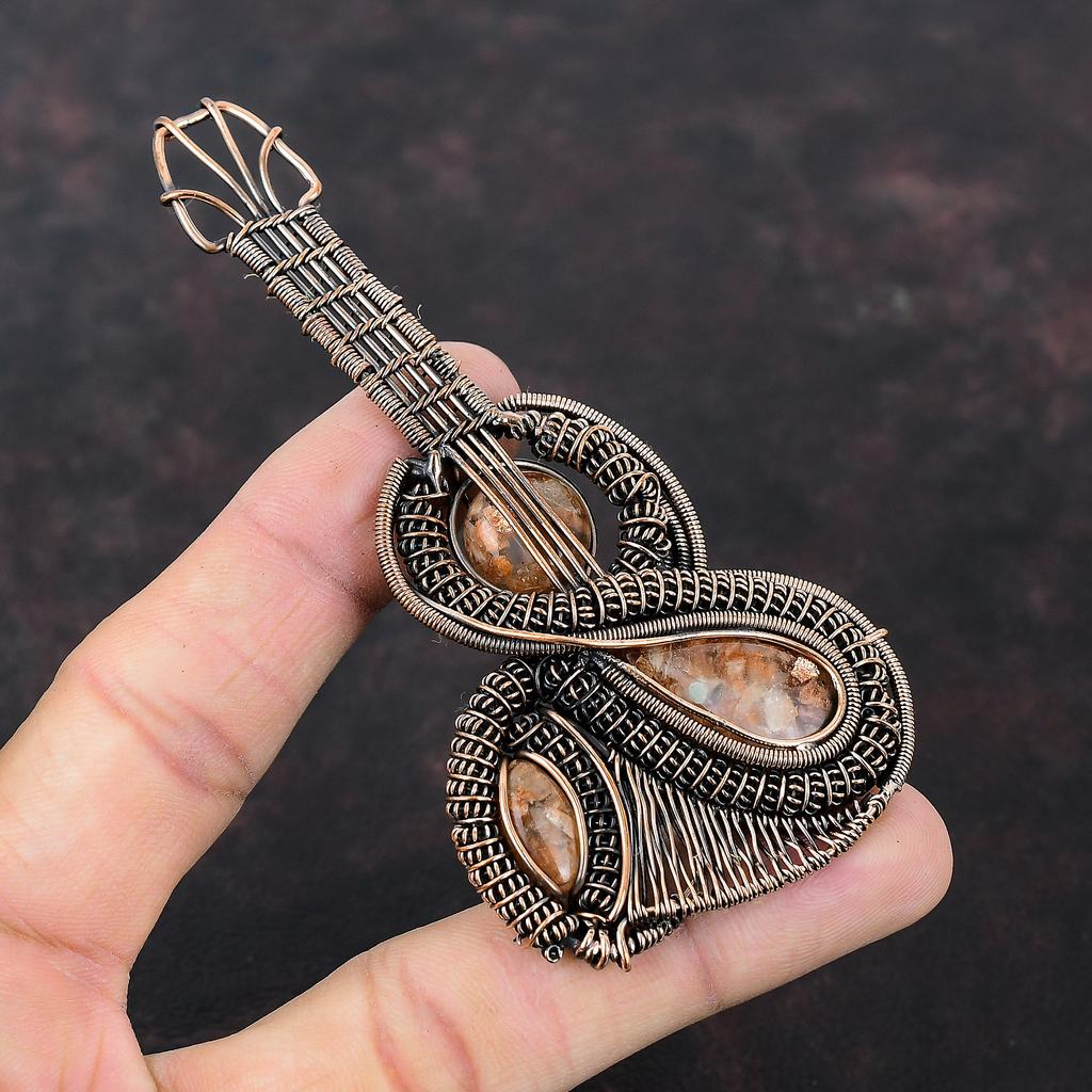 Подвеска Sunstone, медная проволочная обертка, подвеска из натурального драгоценного камня, проволочная обертка, ювелирное изделие ручной работы, подвеска в виде гитары, медные ювелирные изделия, подарок для нее