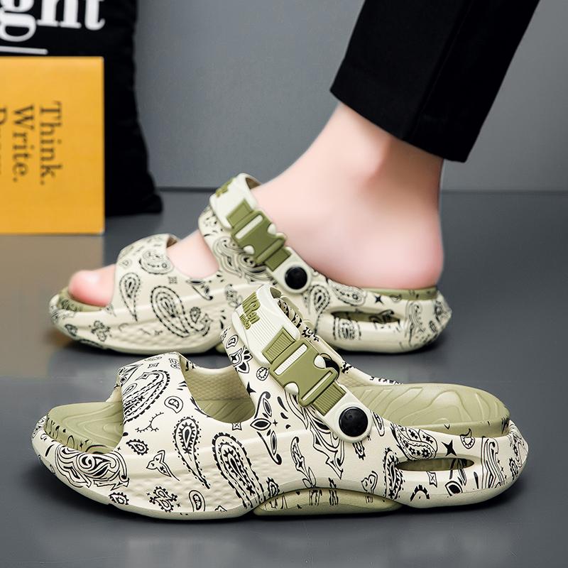 2025 New Anti-Slip Men's Summer Outdoor Slippers Thi Bot Beach Sandals EVA Casual Shoes Platform Clogs Men Home Garden Outdoor