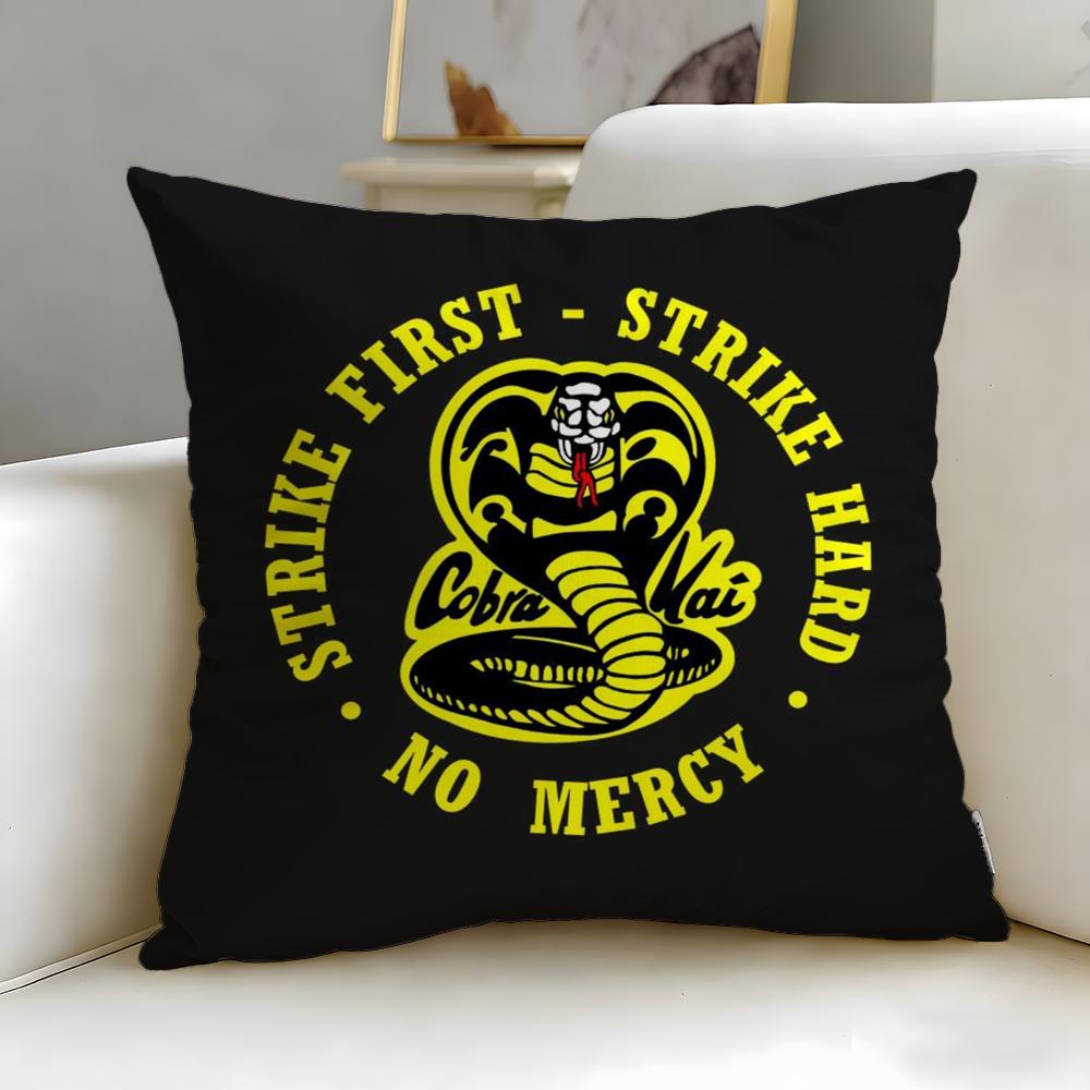 Trendy Ccobra Kaies Cushion Cover Soft EasyWash Pillow Case Versatile for Couch Bed Travel and Office