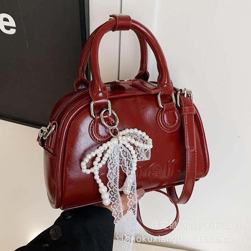 Премиальная нишевая сумка женская весна и лето 2025 новая модная на плечо сумка-мессенджер повседневная корейская версия портативная сумка-подушка