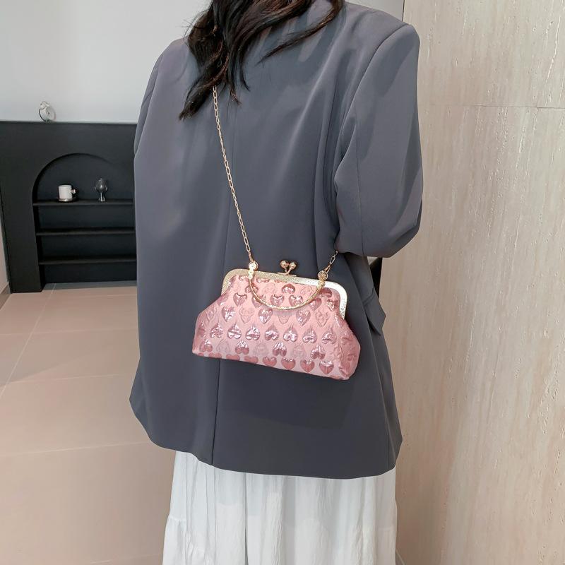 Korean Version of Chain Bag for Women's Trendy New Style of Texture Fashionable Elegant Clip Bag Versatile Dinner Bag