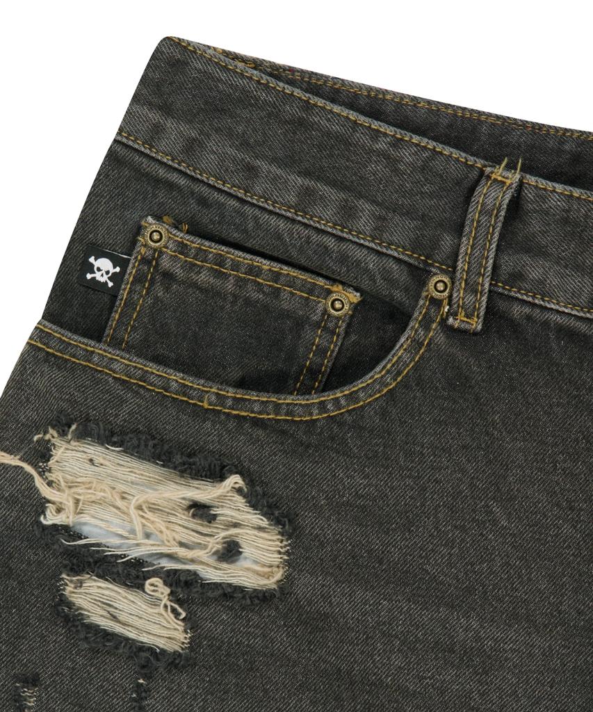 WKNDRS [Koin Seoul] Damaged Skull Denim Shorts (Black)