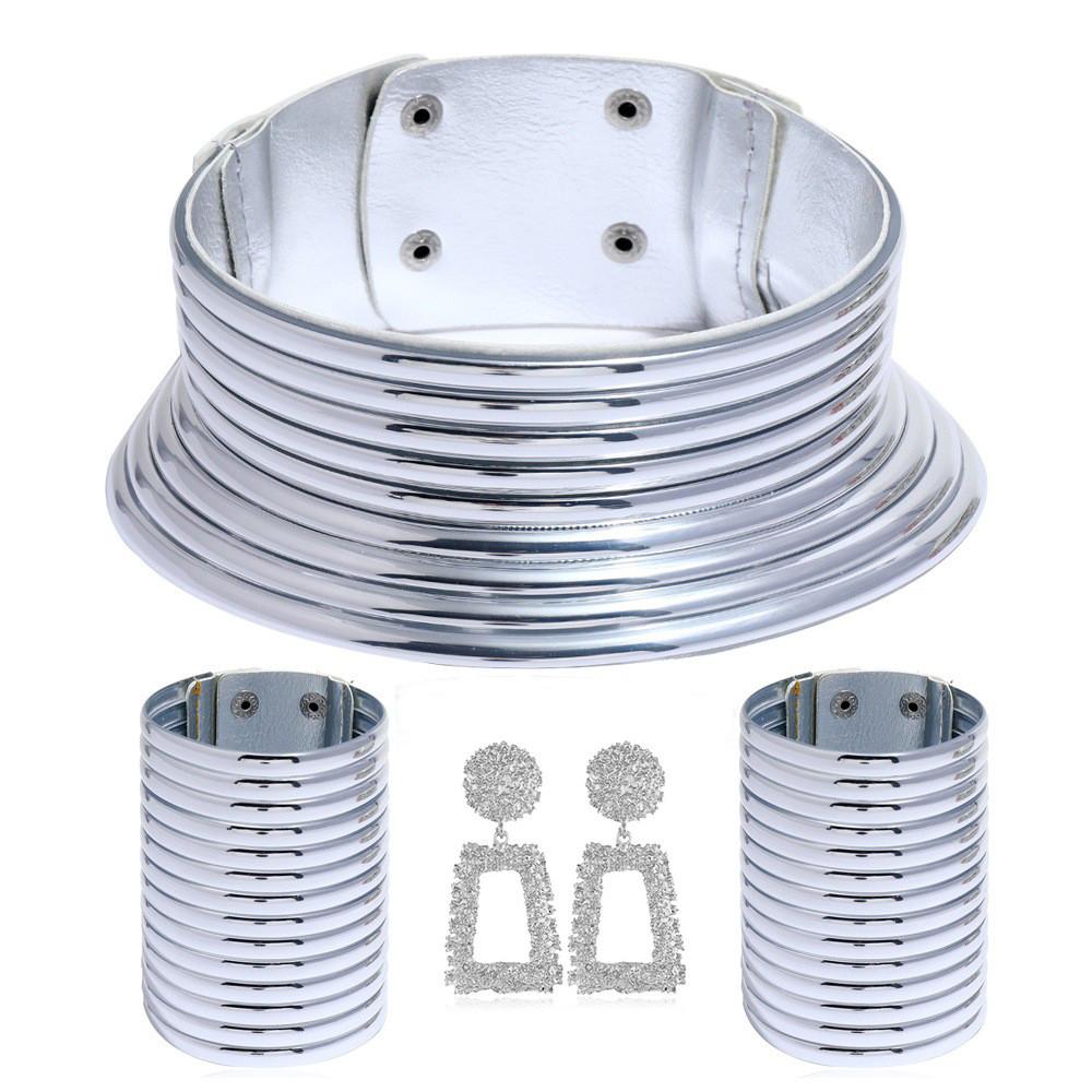 Metal Inspired Folk Choker Necklace With Geometric Design For Festival Wear