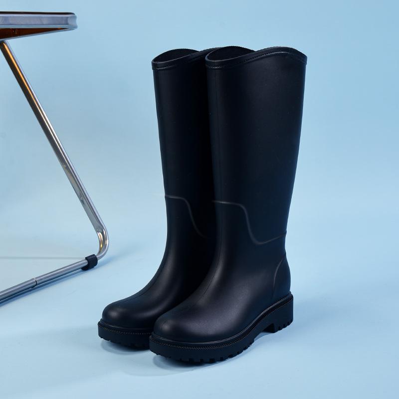 Модная дождевая обувь женская бархатная водная обувь водонепроницаемые и нескользящие резиновые сапоги с длинным голенищем водная обувь мягкая подошва удобные водные сапоги