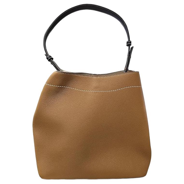 Tory Burch Metal Logo Adjustable Shoulder Strap Leather Tote Bag Medium Women handbags Brown 151001-202