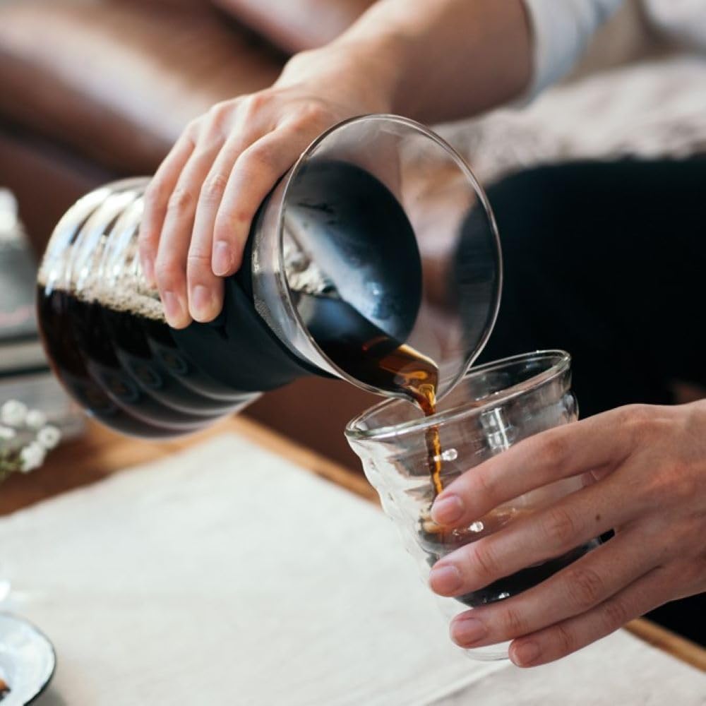 Hario Графин V60 для капель 700 мл черный на 1-4 чашки с ремешком VDD-02B