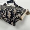 [Pre-Owned] Club Removable Adjustable Shoulder Strap Monogram Embroidered Oblique Print Tote Shoulder Bag - Very Good #2YH49G