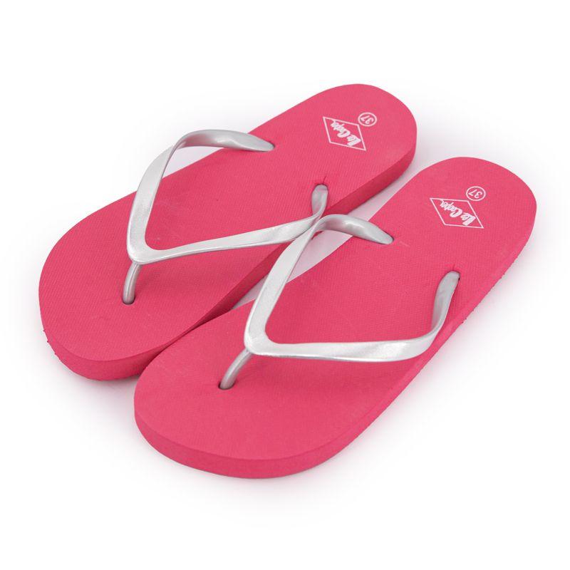 Женские шлепанцы цвета розита серебристый металлик LEE COOPER