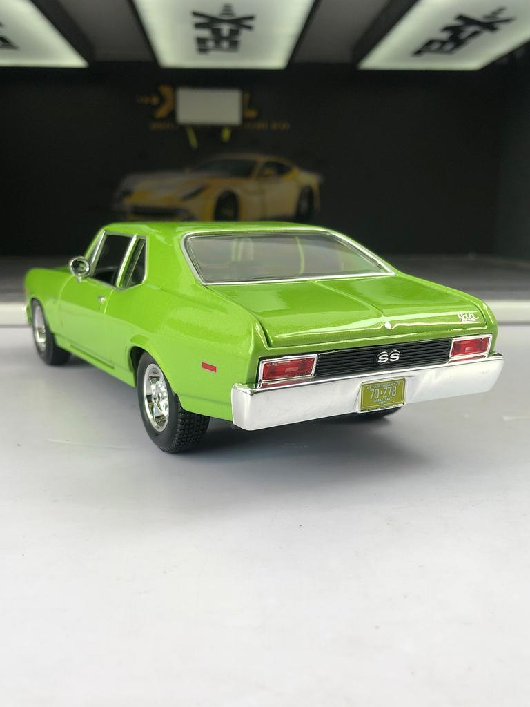 Майсто 1:24-кратная модель автомобиля Chevrolet Nova SS 1970 года из цинкового сплава, статичный орнамент, металлическая коллекционная подарочная машина
