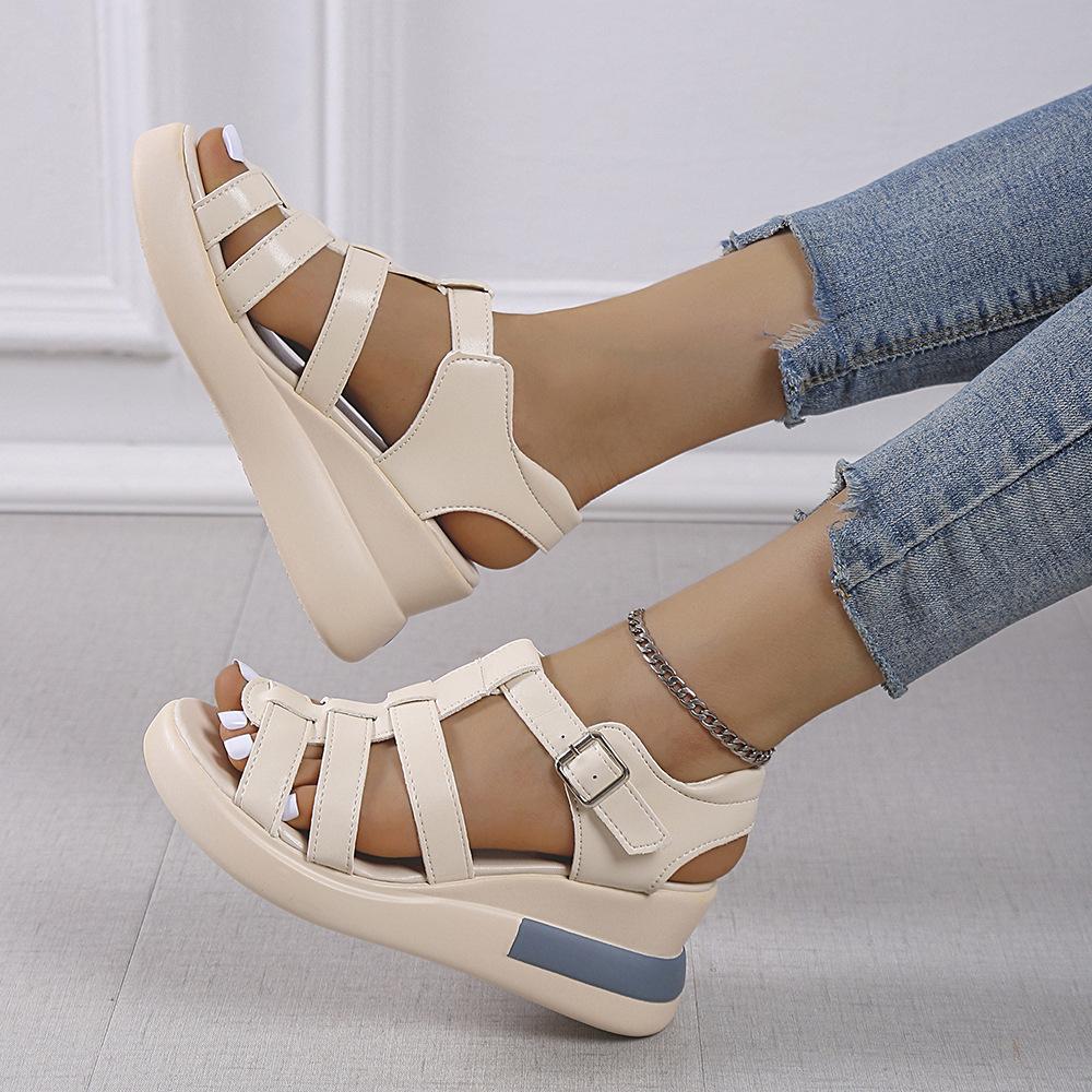 Большие размеры сандалии с полой пряжкой женские летние 2024 новые повседневные женские туфли с открытым носком ретро римские сандалии на платформе