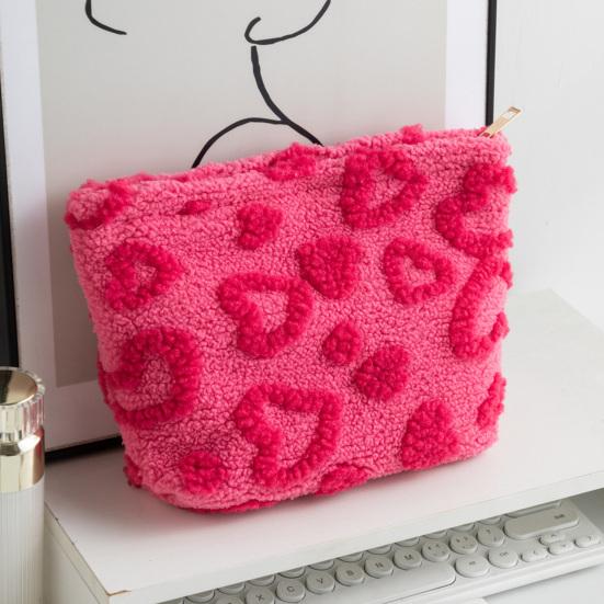 Пушистая косметичка с сердечками для девочек, милая косметичка с узором сердечек, женский плюшевый клатч на молнии для хранения косметики, украшений
