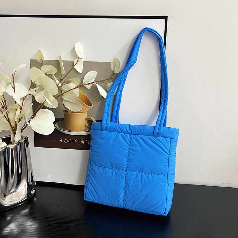 Ielgy Tote Bag Large Capacity Solid Color Simple Nylon Diamond Shoulder Bag Daily Commuter All-Match Underarm Bag