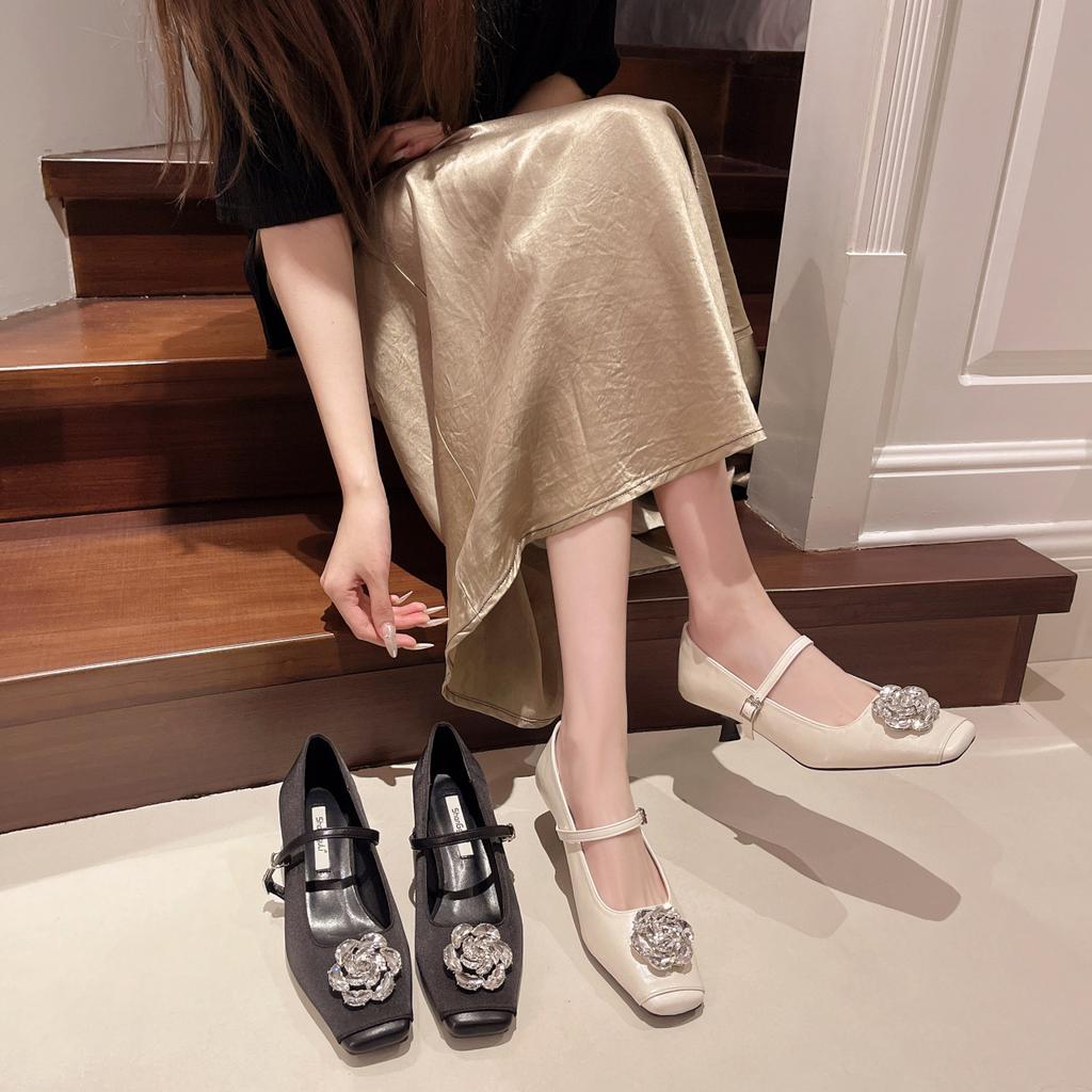 Нишевые туфли-лодочки на высоком каблуке для женщин, новые весенне-осенние, с цветочной пряжкой со стразами, туфли Мэри Джейн на высоком каблуке