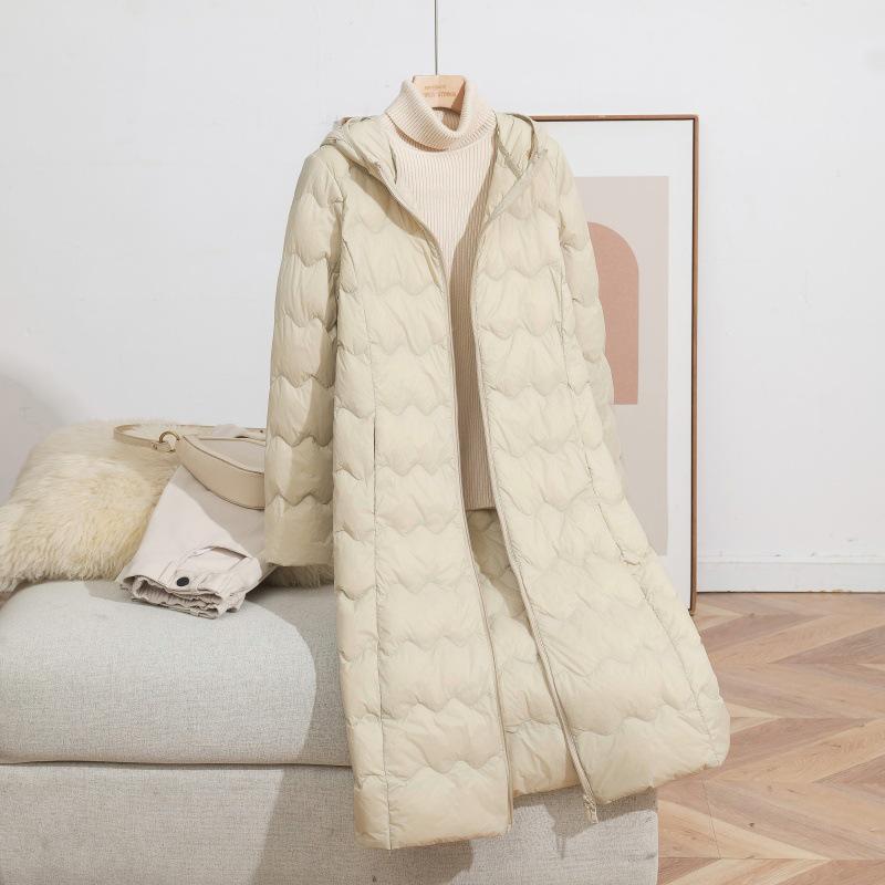 2025 Women's Slim Fit Wave Pattern Down Jacket with Hood