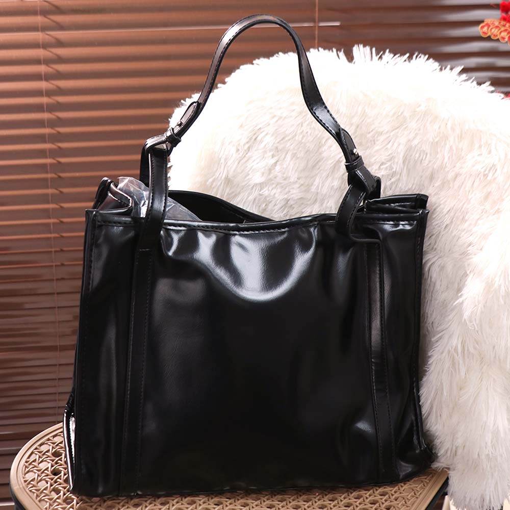 College Student PU Leather Shoulder Bag Underarm Bag Large Handbag Black Tote Bag  Girls Gift