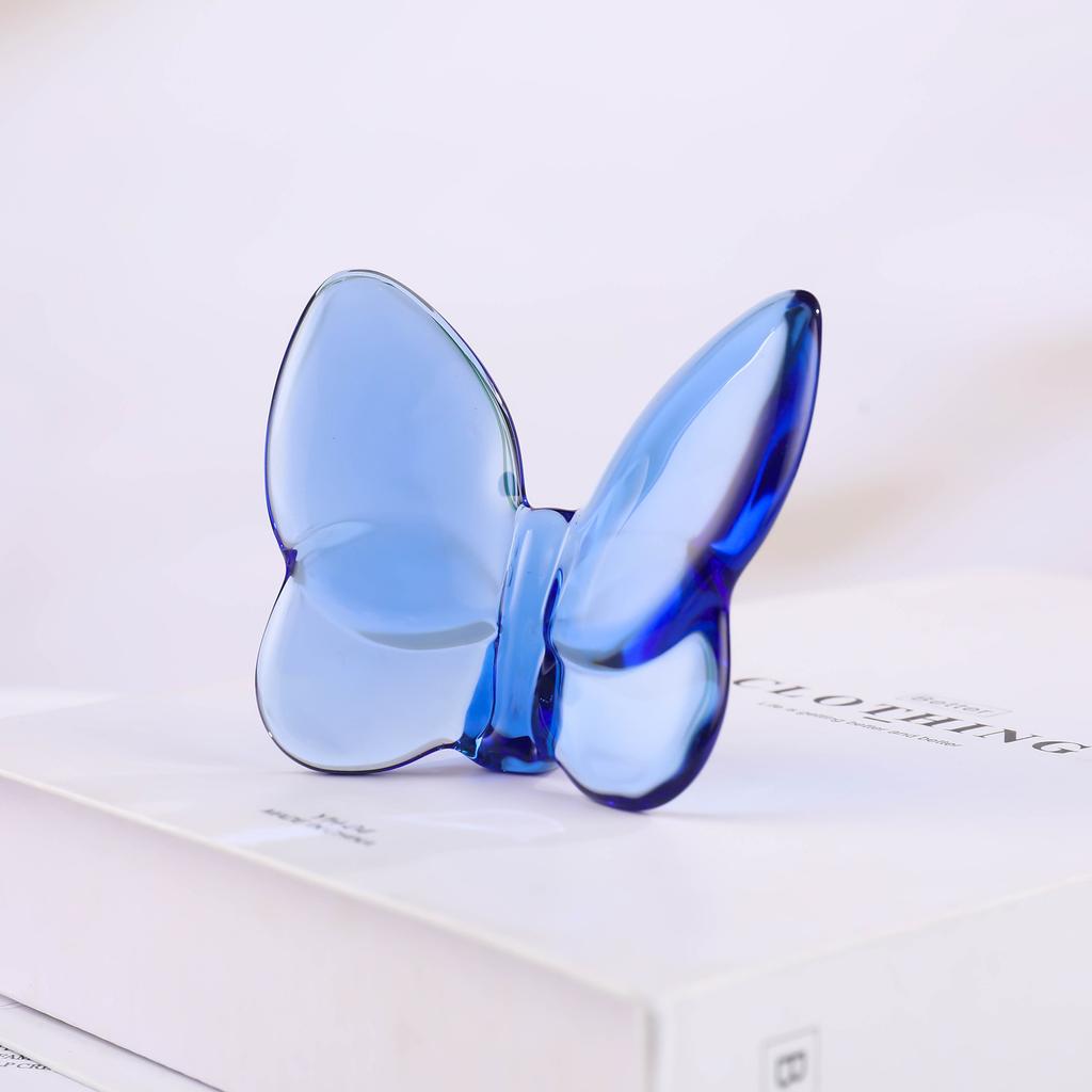 Креативное хрустальное украшение в виде бабочки для стола, миниатюрные фигурки, забавный подарок, оригинальные украшения, гостиная, рядом с диваном, эстетичный домашний декор, ремесло