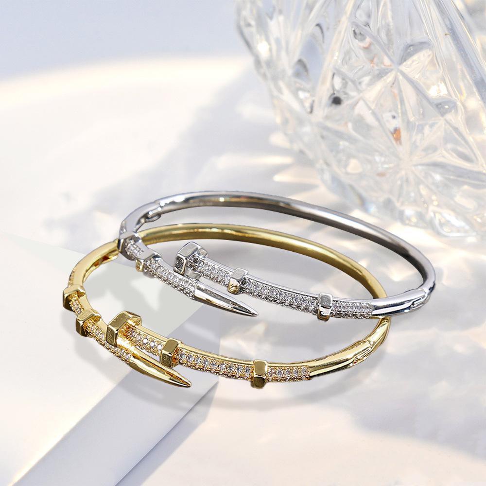 2026 Personalized Alloy Zircon Nail Bracelet European and American Light Luxury Niche Ins Style Design Opening