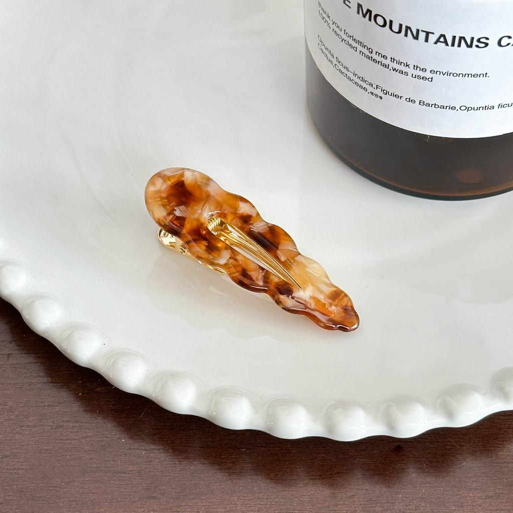 Chic And Elegant Large Hair Claw Clips In Unique Cloud And Geometric Styles Girls For