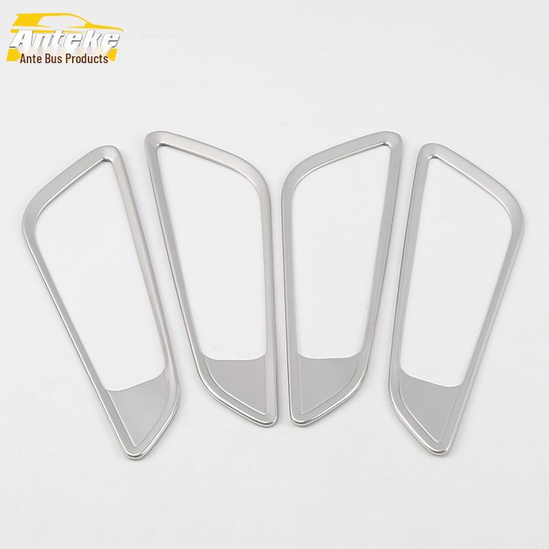 Набор декоративных наклеек на внутреннюю ручку двери Tiggo 8