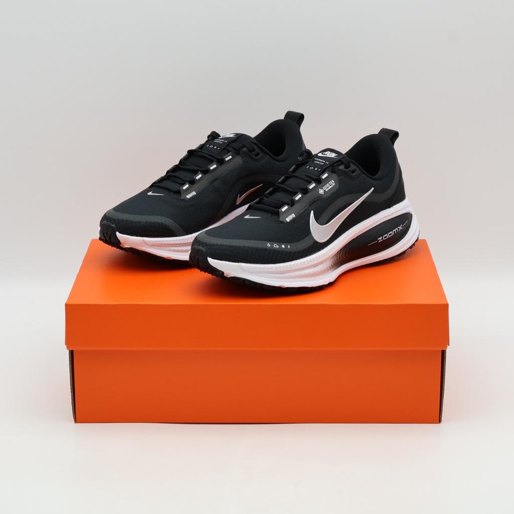 HQ7002-002 Nike Vomero 18 GORE-TEX Черный Антрацит Белый (Женский)