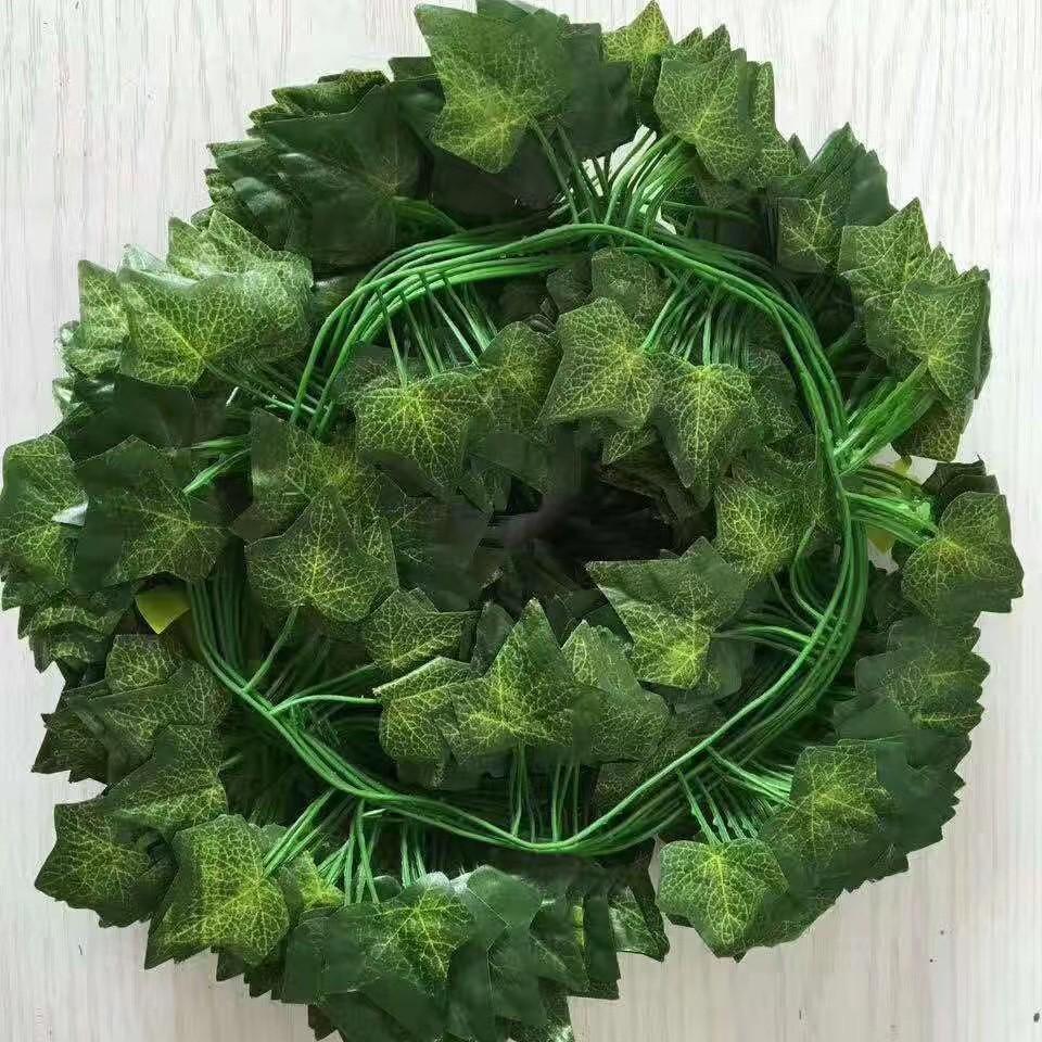 Искусственные листья ротанга и украшение из плюща