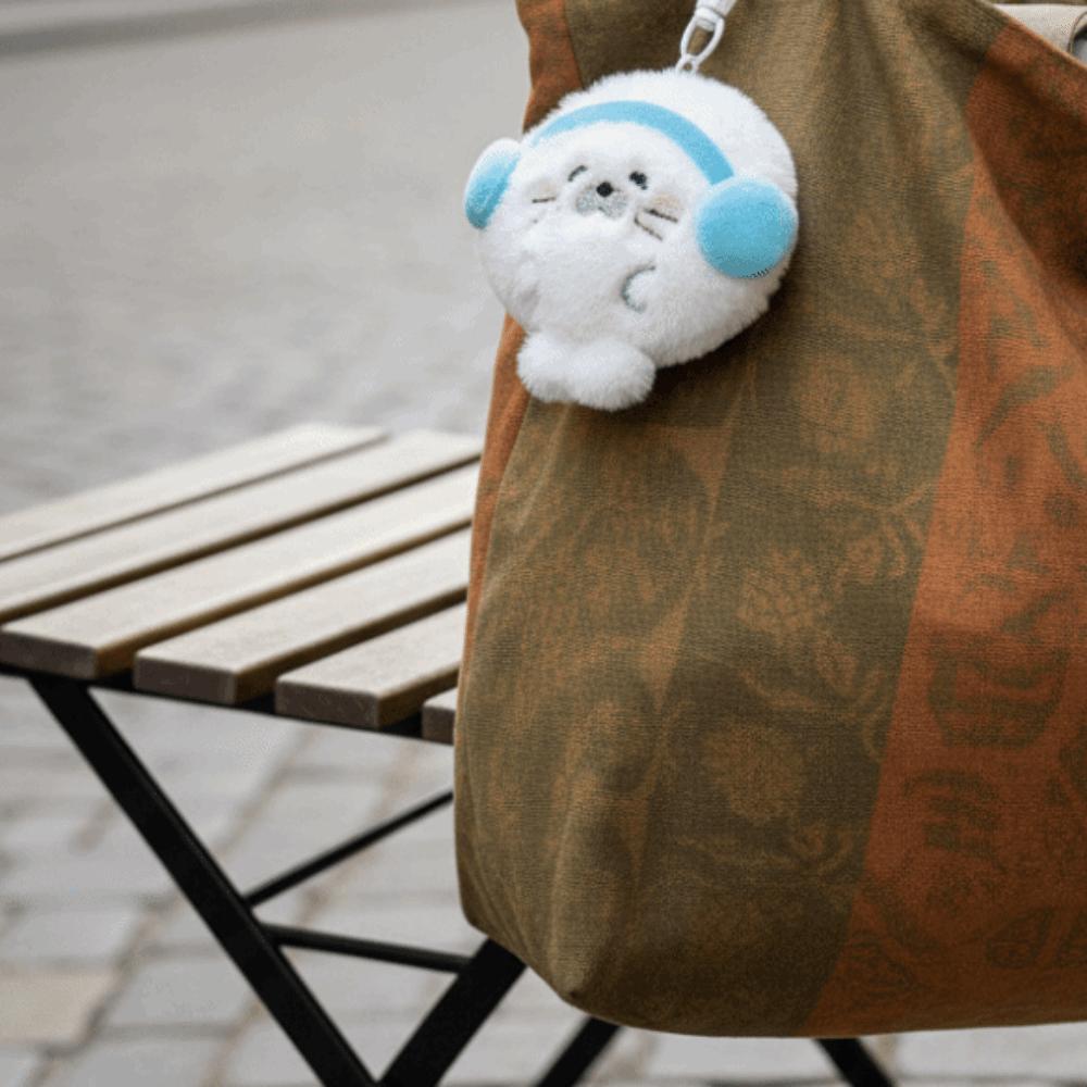 Cartoon Fuzzy Seal Keychain Kawaii Stuffed Doll Pendant Soft Plush Seal Pendant  Christmas Gift