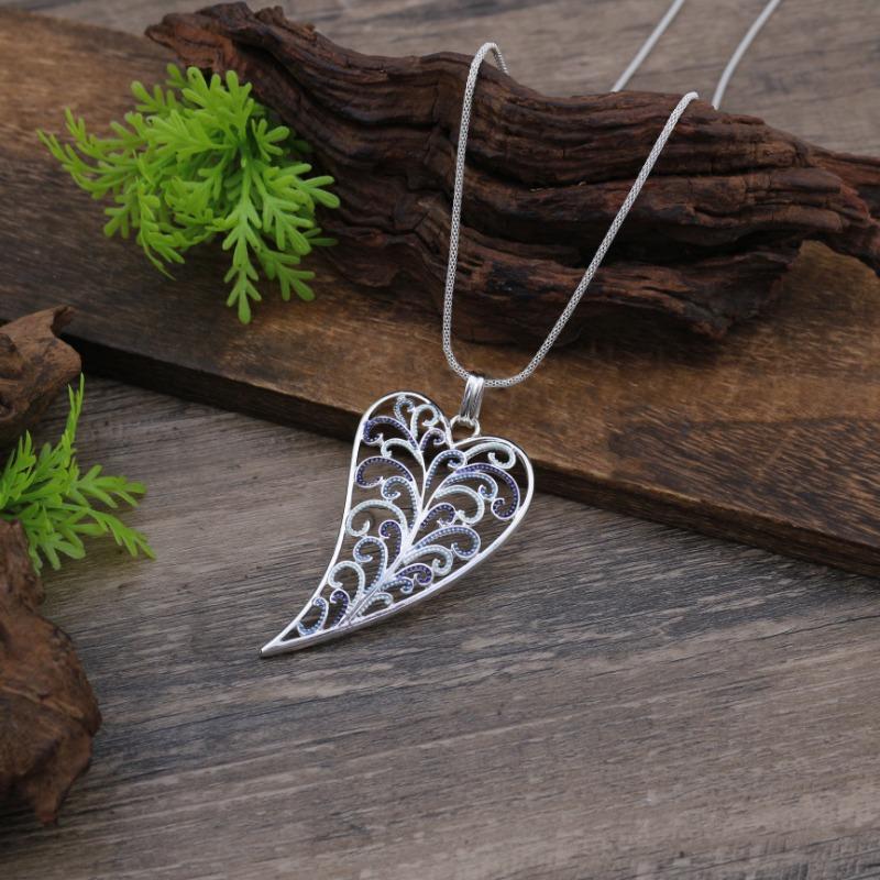 New Enamel Color Hollow Love Long Pendant, Women's Creative Exaggerated Heart-shaped Versatile Long Necklace