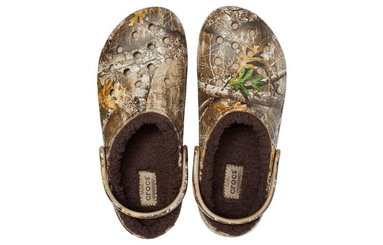 Crocs Классические утепленные клоги Realtree Edge 'Коричневые' 205377-280