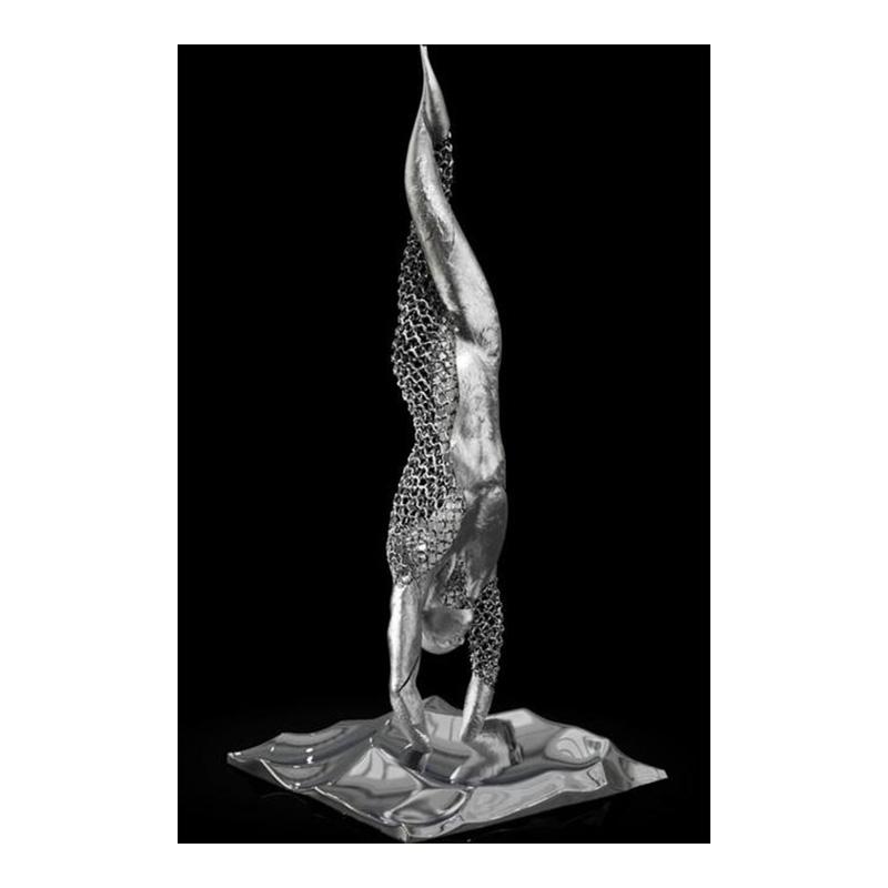 Romantic Abstract Metal Figure Statue Wall Art Canvas Painting Modern Living Room Interior Home Decoration Wall Painting Poster