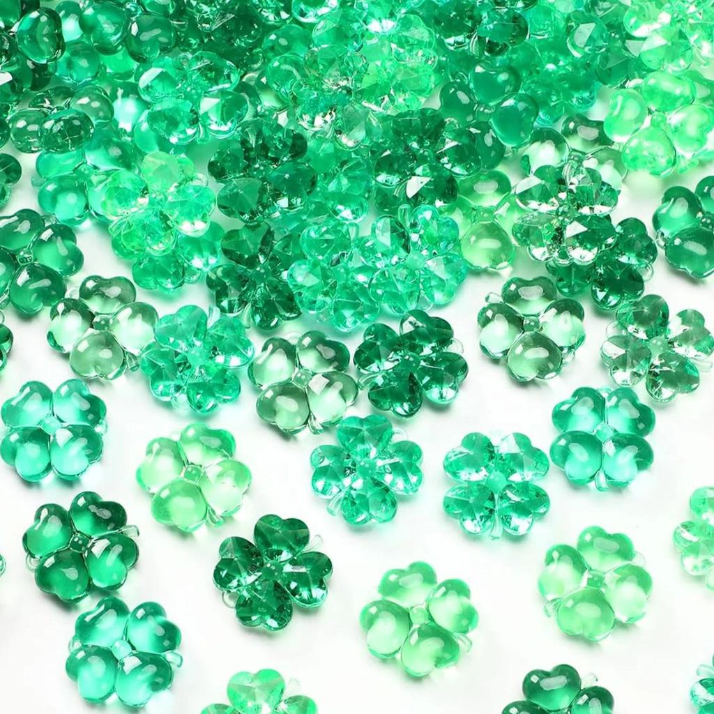 Non-Toxic 30/50Pcs Green Acrylic Lucky Leaf Ornaments St Patricks Day Shamrock Decor Vase Filler Table Scatter