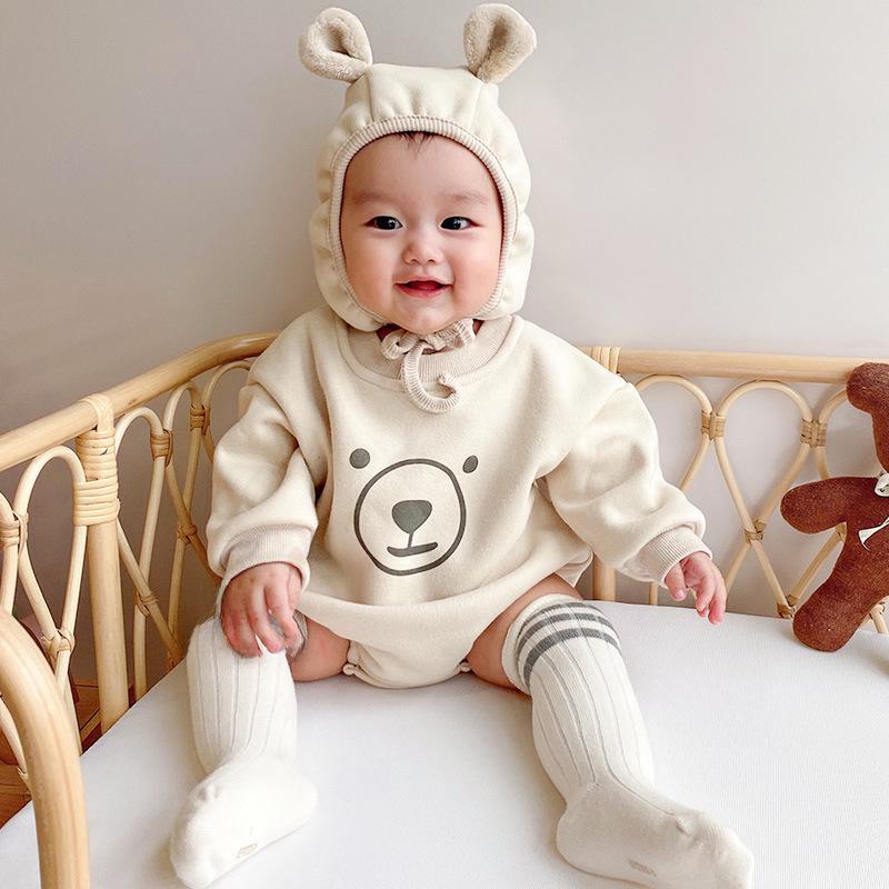 Детский комбинезон из плотного флиса — уютная осенне-зимняя одежда для мальчиков и девочек с милым дизайном в виде медведя