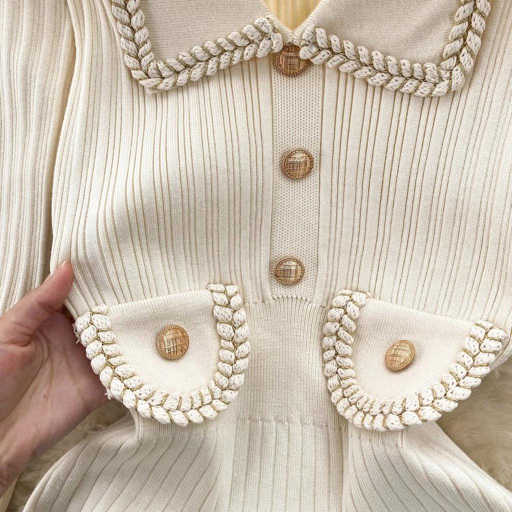 Knitted dress Women Autumn and Winter New High Sense Chic Waist Hugging Slimming Temperament Lapel Sweater Dress