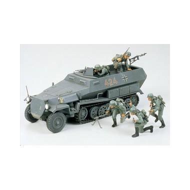 Maquette à peindre - TAMIYA - Hanomag Sd.Kfz. 251/1 - Echelle 1/35 - Longueur 172 mm - Plastique
