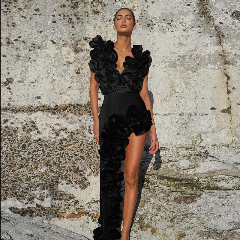 2024 Европейский и американский черно-белый купальник с глубоким V-образным вырезом и кружевом для похудения