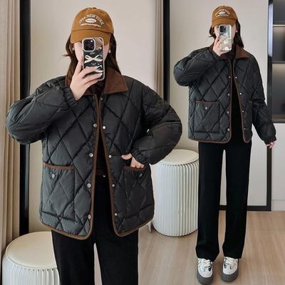 Одежда из хлопка с ромбовидным узором в стиле сяосянфэн, новая коллекция 2025 года, свободная модель в зарубежном стиле, универсальное короткое пальто контрастного цвета для осени и зимы