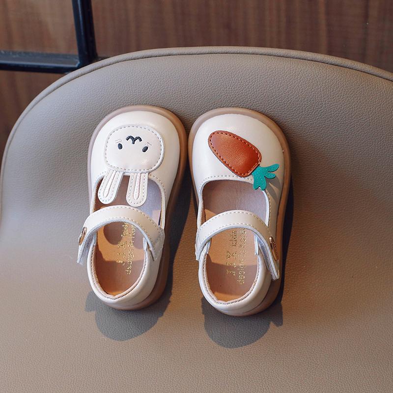 2024 Новая весенняя детская повседневная обувь с милыми зайчиками и морковкой для девочек, нескользящая детская обувь с липучкой, дышащая, нескользящая