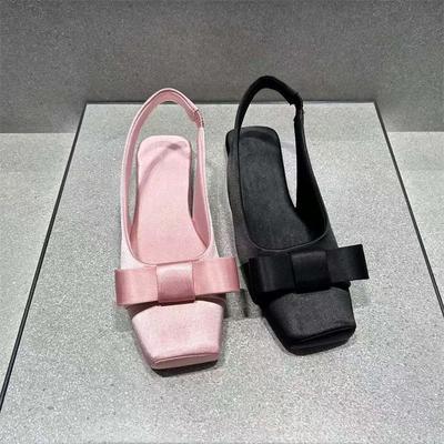 Кожаный атласный французский квадратный носок бант плоская подошва ремешок на пятке сумка голова сандалии женские 2025 новая весна и лето одинарная обувь