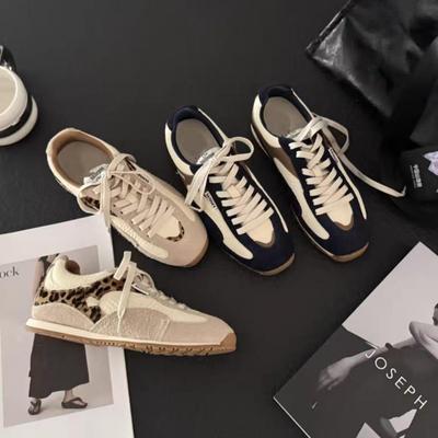 Женские летние ретро кроссовки в немецком стиле 2025: Натуральная кожа, Дышащие, Легкие, Маленький размер, Скрытое увеличение роста, Повседневная спортивная обувь.