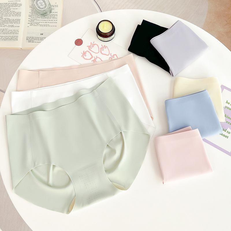Однотонные трусики из ледяного шелка, бесшовное нижнее белье для женщин, удобные дышащие трусы