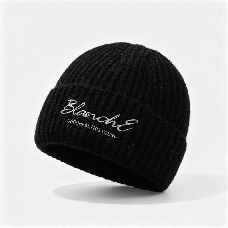 Knitted cold hat autumn and winter new sweet and cute big head circumference wool hat warm face small ear hat children