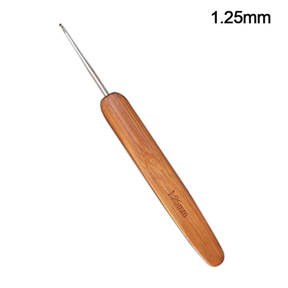 Small Size Crochet Hooks Bamboo Wooden Crocheting Needles Handicraft Crocheting Hooks Sweater