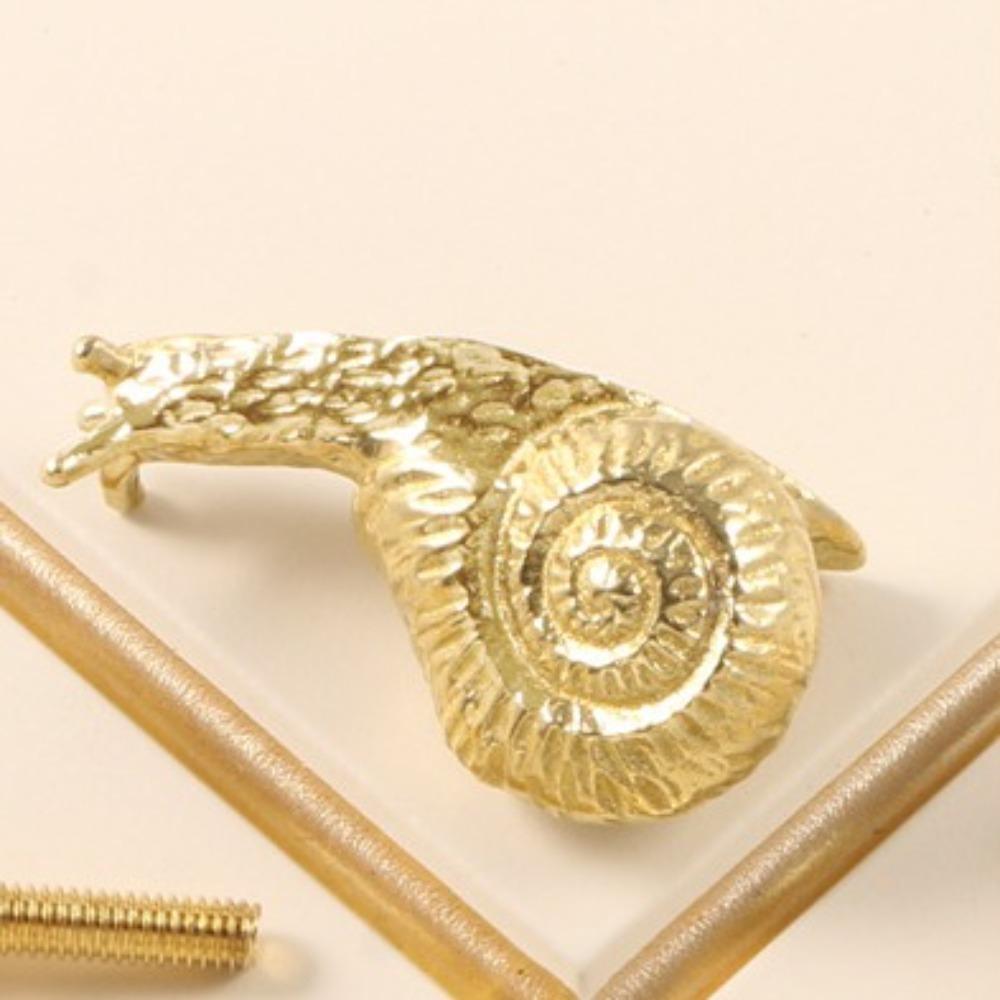 Retro Cabinet Door Knobs Luxury Wardrobe Drawer Pulls Creative Snail Brass Handle Kitchen