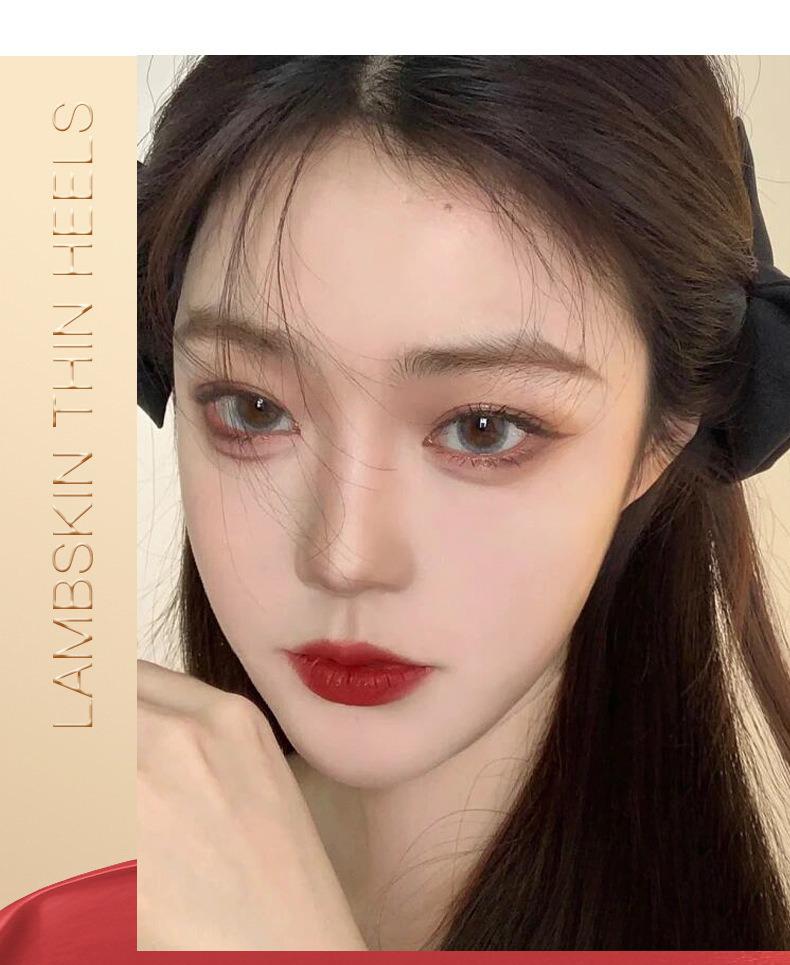 Увлажняющий стойкий блеск для губ Helen Liren - Тренд Douyin, подходящий для студентов