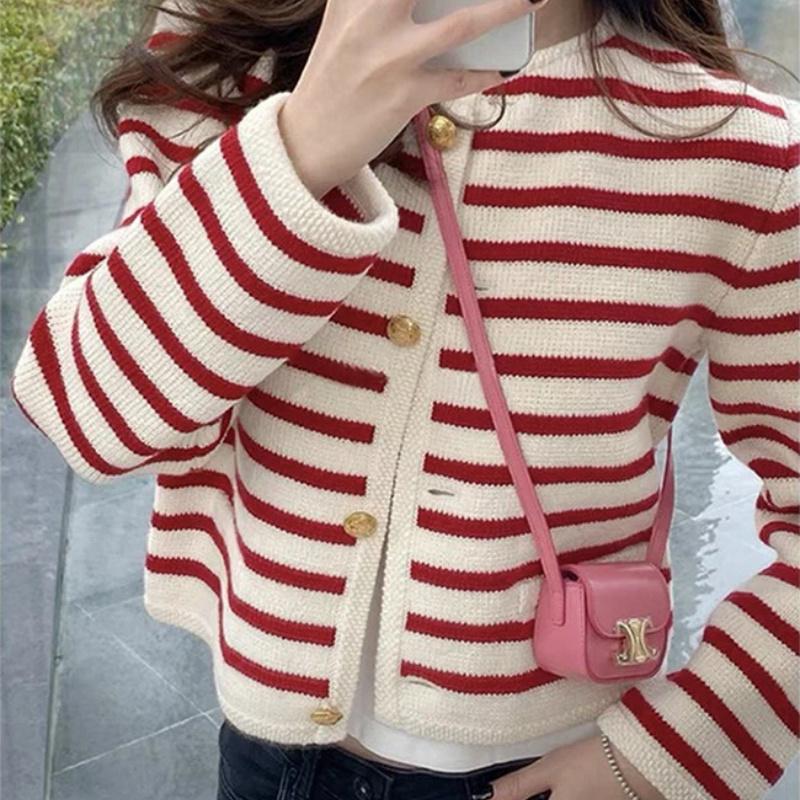 Autumn and Winter Striped Knitted Cardigan Women's Winter Single -row Metal Buckle Pocket Sweater Cardigans Short Sweater Jacket