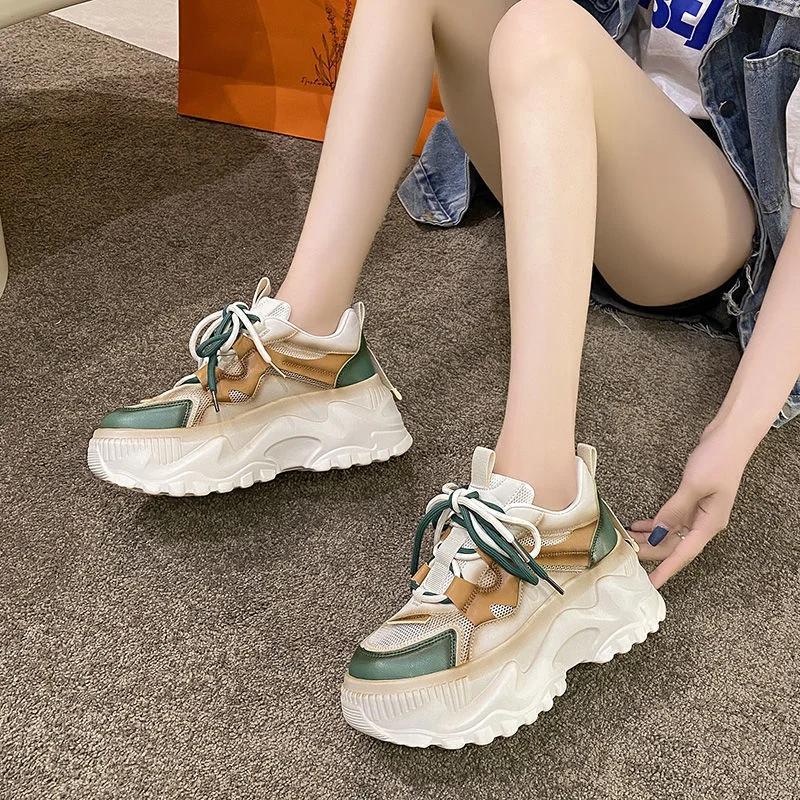 Мода 2024 года, горячая распродажа женской обуви, женские туфли на шнуровке, вулканизированные туфли, модные кроссовки высокого качества с круглым носком и платформой